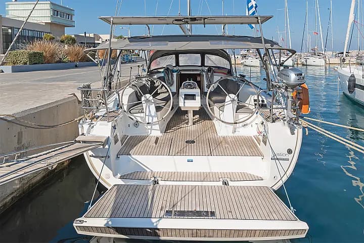 Bavaria Cruiser 41 in Volos / Port of Volos - Photo 5