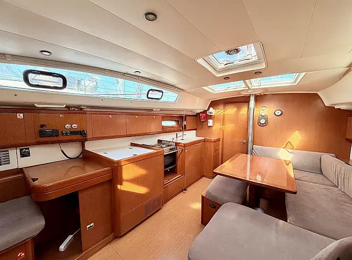 Oceanis 40 in Fethiye / Yes Marina - Photo 4