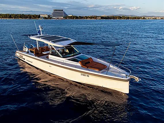 Axopar 37  Sun Top in Vodice / Port of Vodice - Photo 1