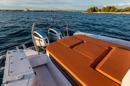 Axopar 37  Sun Top in Vodice / Port of Vodice thumbnail 18