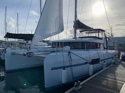 Lagoon 42 in Eden Island / Mahe, Victoria / Eden Island Marina thumbnail 6