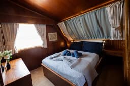 Perama Shipyards 102 in Palaio Faliro / Flisvos Marina thumbnail 24