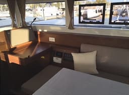 Lagoon 40 in Athens / Alimos Marina thumbnail 6