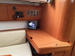 Oceanis 43 in Grenada / St. George's / Grenada Yacht Club thumbnail 12