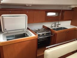 Oceanis 43 in Grenada / St. George's / Grenada Yacht Club thumbnail 13