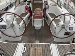 Oceanis 43 in Grenada / St. George's / Grenada Yacht Club thumbnail 7