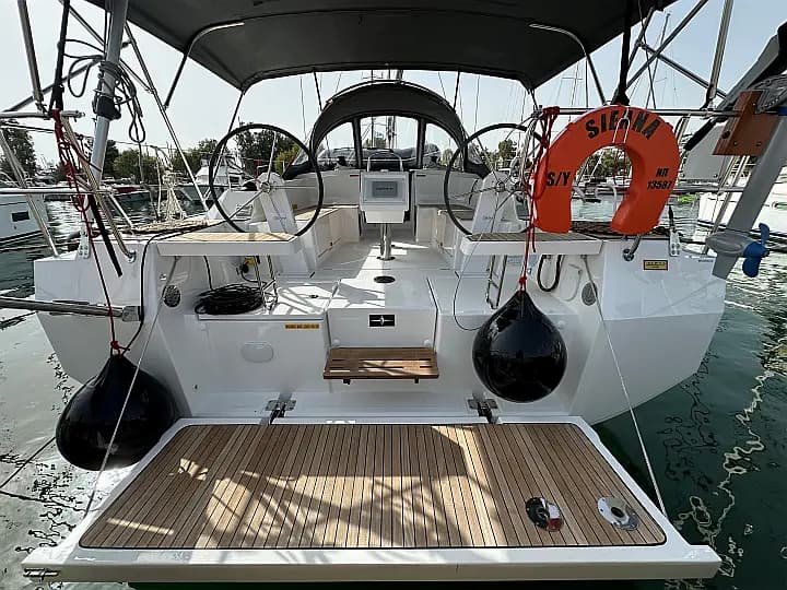 Bavaria C38 in Athens / Alimos Marina - Photo 4