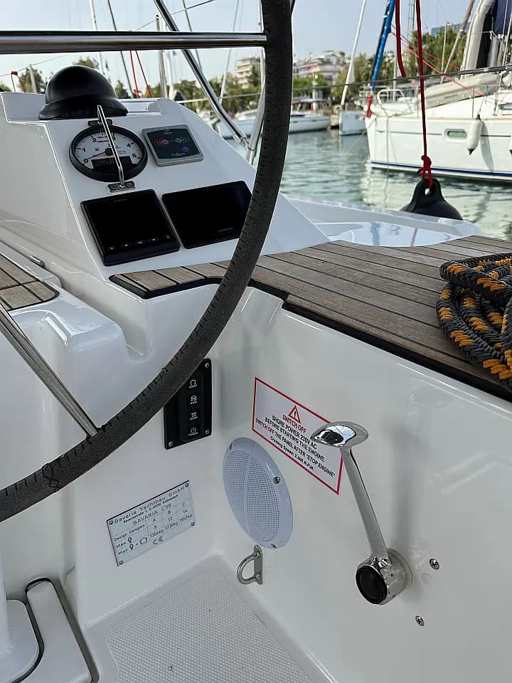 Bavaria C38 in Athens / Alimos Marina - Photo 5