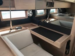 Oceanis 51.1 in Sardinia / Portisco / Cala dei Sardi thumbnail 13