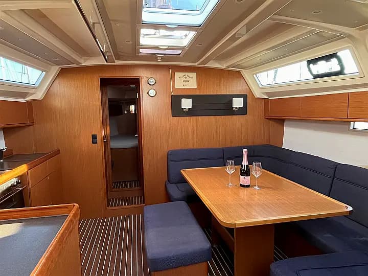 Bavaria Cruiser 46 in Sukošan / D-Marin Dalmacija Marina - Photo 4