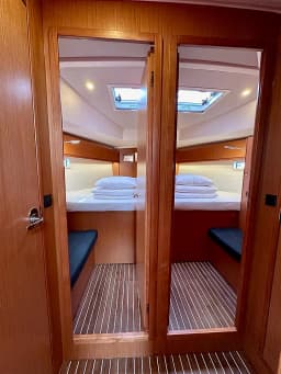 Bavaria Cruiser 46 in Sukošan / D-Marin Dalmacija Marina thumbnail 7