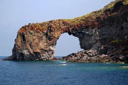 Gulet in Sicily / Milazzo / Porto Santa Maria Maggiore thumbnail 4
