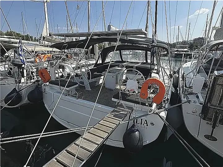 Oceanis 46.1 in Athens / Alimos Marina - Photo 4