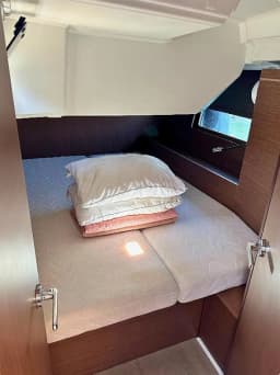 Oceanis 46.1 in Athens / Alimos Marina thumbnail 8