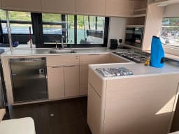 Lagoon 46 in Sicily / Furnari / Marina Portorosa thumbnail 24