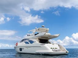 Azimut 55 in Eden Island / Mahe, Victoria / Eden Island Marina thumbnail 1