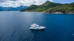 Azimut 55 in Eden Island / Mahe, Victoria / Eden Island Marina thumbnail 20