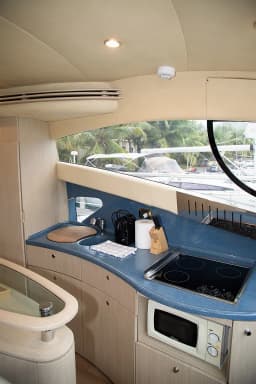 Azimut 55 in Eden Island / Mahe, Victoria / Eden Island Marina thumbnail 35