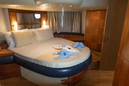 Azimut 55 in Eden Island / Mahe, Victoria / Eden Island Marina thumbnail 47