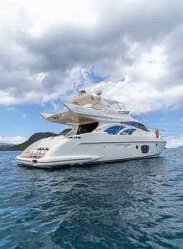 Azimut 55 in Eden Island / Mahe, Victoria / Eden Island Marina thumbnail 9