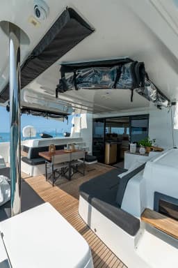 Lagoon 51 in Sicily / Castellammare del Golfo / Porto di Castellammare del Golfo thumbnail 8