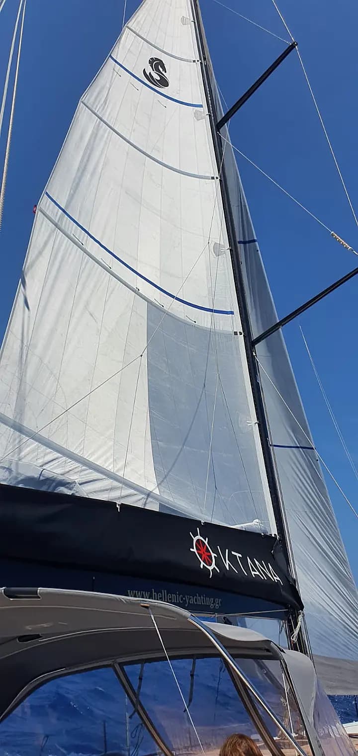 First 53 in Lavrion / Olympic Marina - Photo 4