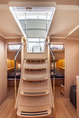 Oceanis 51.1 in Athens / Alimos Marina thumbnail 22