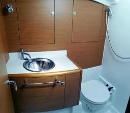 Sun Odyssey 449 in Agropoli thumbnail 5