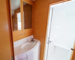 Lagoon 380 S2 in Papeete, Tahiti / Papeete thumbnail 13