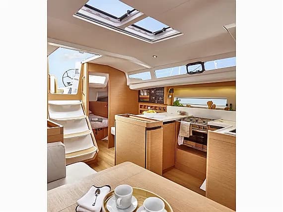 Sun Odyssey 440 in Split / ACI Marina Split - Photo 3