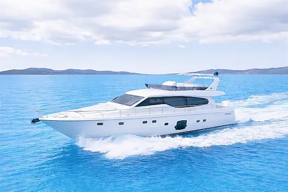 Ferretti 630 in Mykonos / Ornos bay - Photo 1