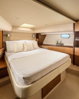 Ferretti 630 in Mykonos / Ornos bay thumbnail 9