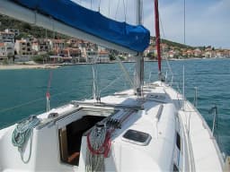 Oceanis 393 in Vinišće thumbnail 7