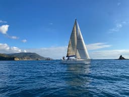 Sun Odyssey 42.2 in Punta Ala thumbnail 11