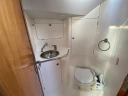 Sun Odyssey 42.2 in Punta Ala thumbnail 25