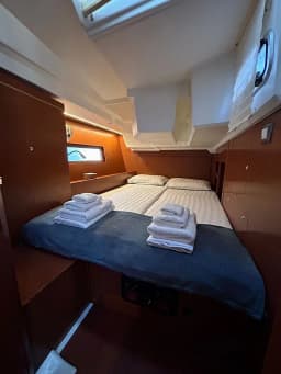 Oceanis 46.1 in Athens / Alimos Marina thumbnail 10