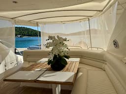 Sunseeker Portofino 53 in Rogoznica / Marina Frapa thumbnail 15