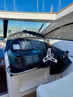 Sunseeker Portofino 53 in Rogoznica / Marina Frapa thumbnail 16