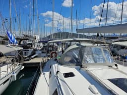Bavaria 51 Cruiser in Lefkada / D-Marin Marina Lefkas thumbnail 11