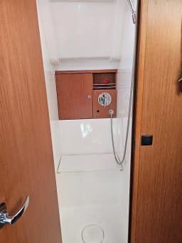Bavaria 51 Cruiser in Lefkada / D-Marin Marina Lefkas thumbnail 48