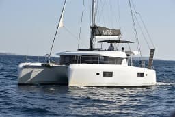 Lagoon 42 in Athens / Alimos Marina thumbnail 6