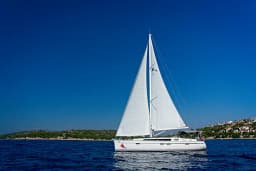 Bavaria 46 Cruiser in Murter / Marina Hramina thumbnail 5