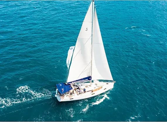 Oceanis 48 in Kaštel Gomilica / Marina Kaštela - image 1