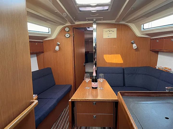 Bavaria Cruiser 37 in Sukošan / D-Marin Dalmacija Marina - Photo 4