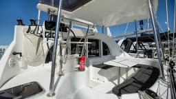 Lagoon 380 in Vibo Marina thumbnail 5