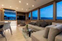 Custom built 183 in Athens / Alimos Marina thumbnail 20