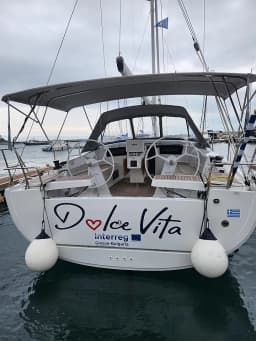 Hanse 418 in Lefkada / Sivota Marina Lefkada thumbnail 4