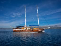 Gulet in Stobreč Port thumbnail 28