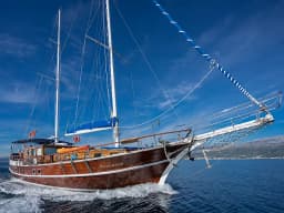 Gulet in Stobreč Port thumbnail 37