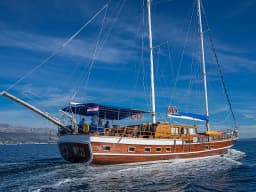 Gulet in Stobreč Port thumbnail 38